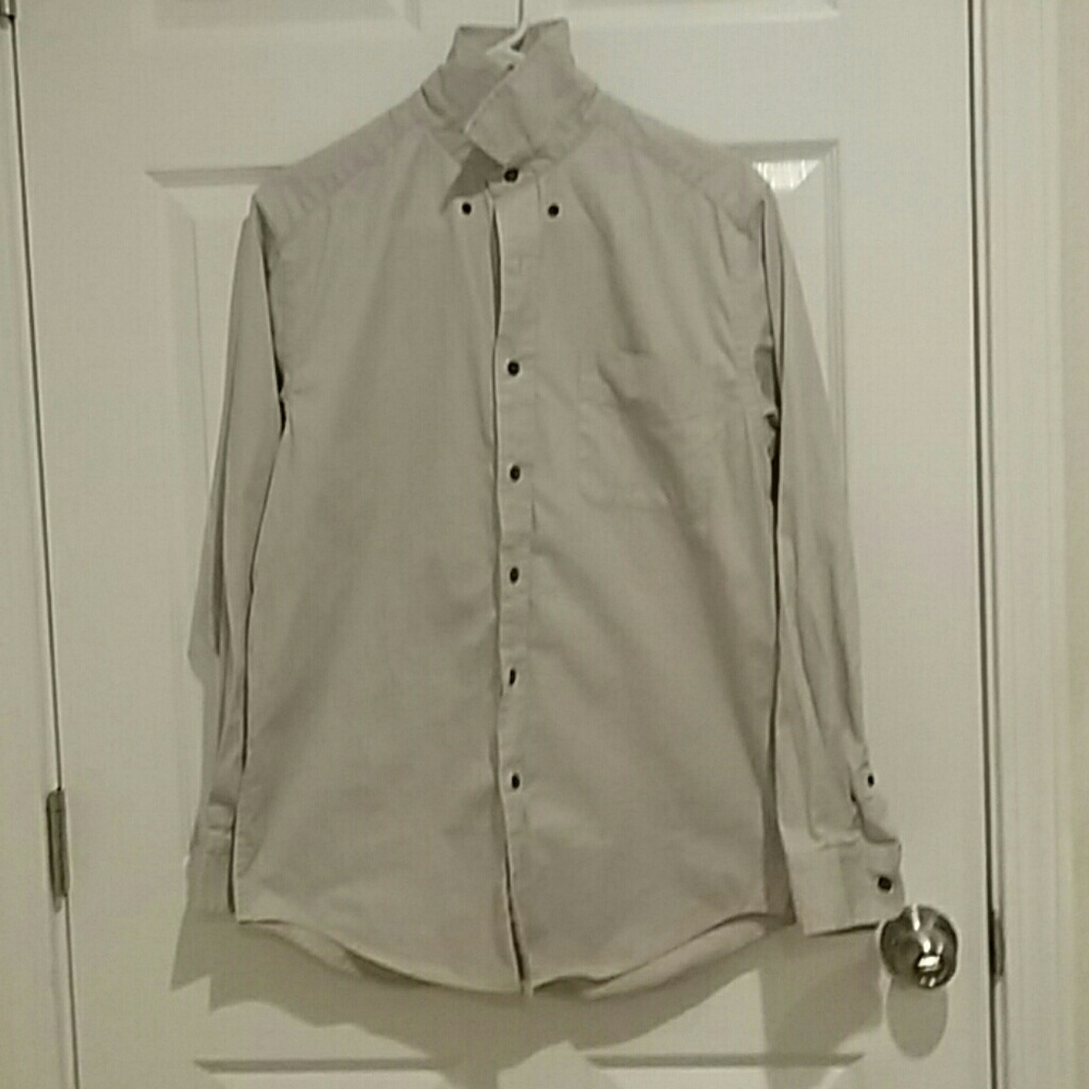 Wrinkle resistant work shirt