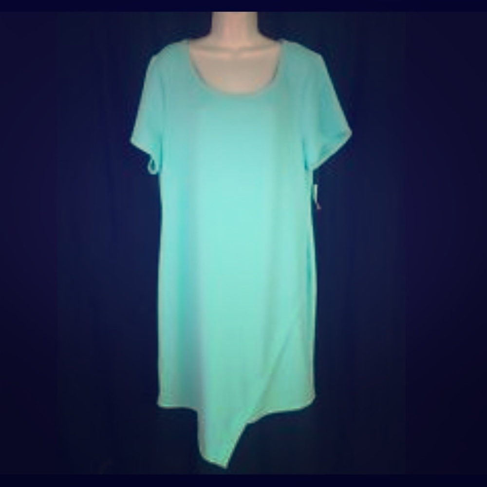 NWT: Bobbie Brooks asymmetrical textured polyester