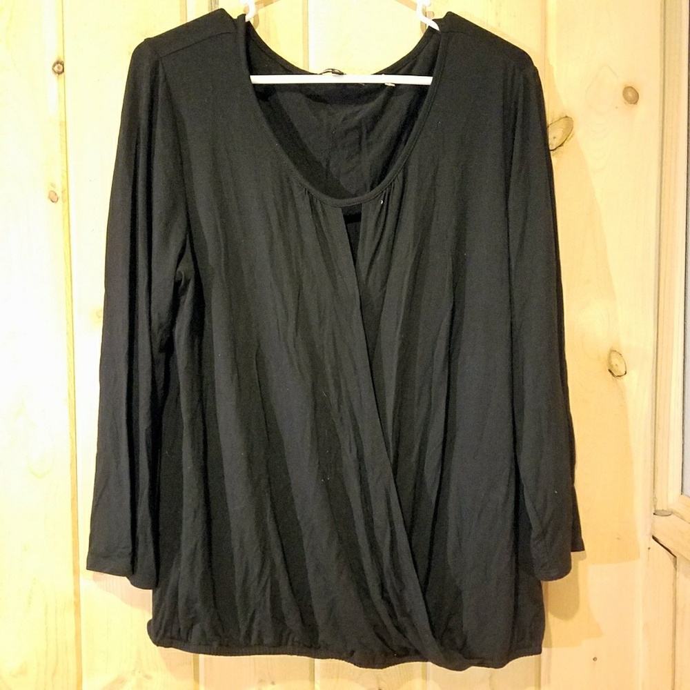 NWOT Black Surplice Top