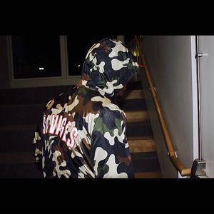 Meet your Posher, Levi