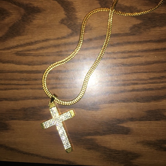 Other - Iced out gold chain
