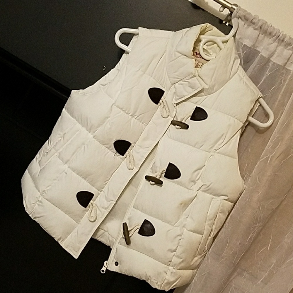 White Arizona Puffer Vest