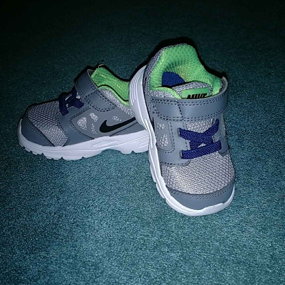 Nike's (size 4t)