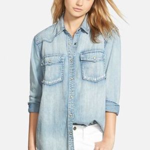 ✨Women's Treasure&Bond Relaxed Fit Denim Shirt✨