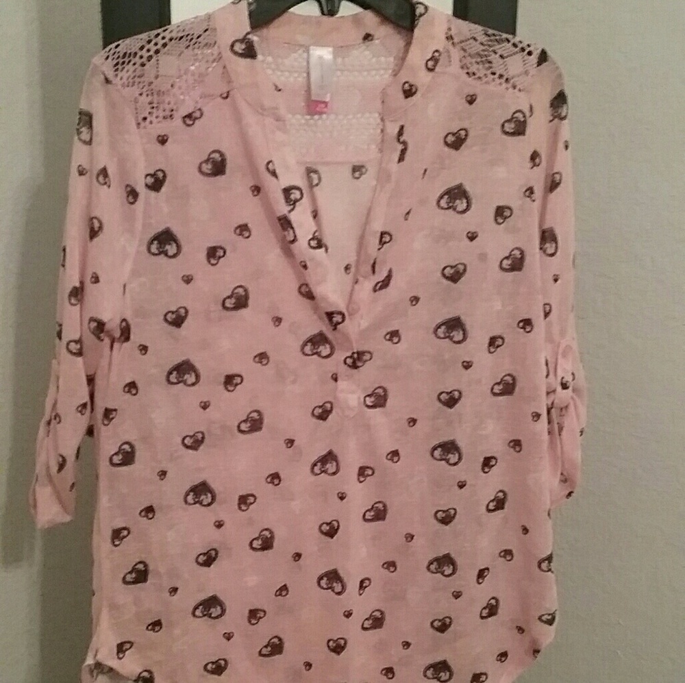Lrg sheer v neck tunic