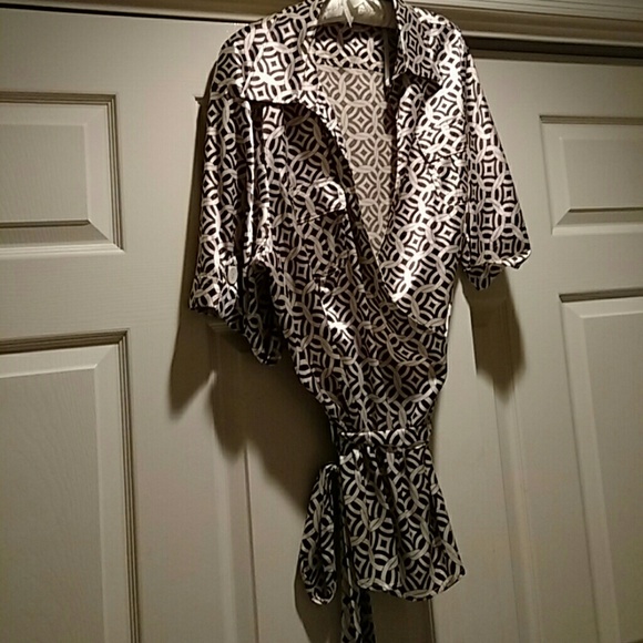 Blouse - Picture 1 of 5