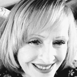 Meet your Posher, Lynnette