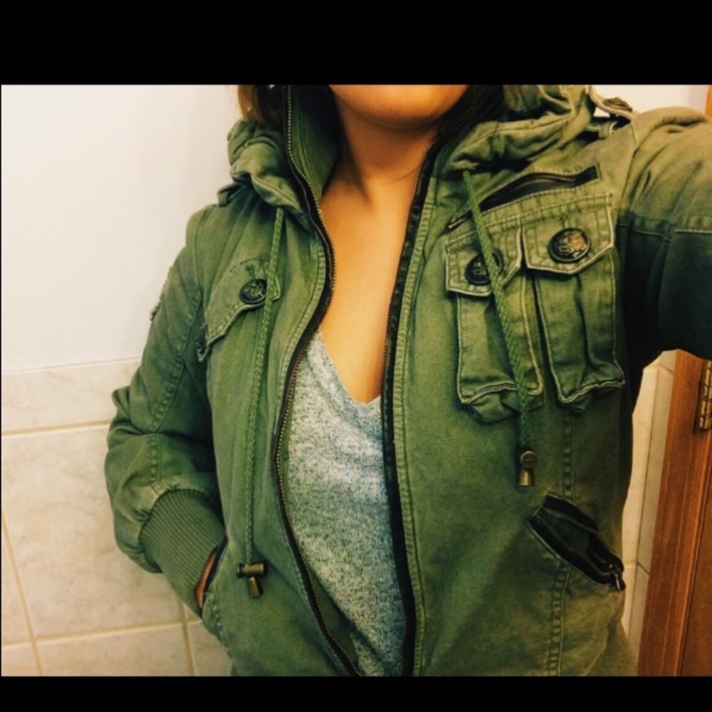 💓🎃💄🕷🌞IM BACK🌈🌹🍹🌊🍌🍒 ((PLEASE READ))