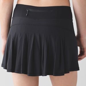 Lululemon black circuit skirt