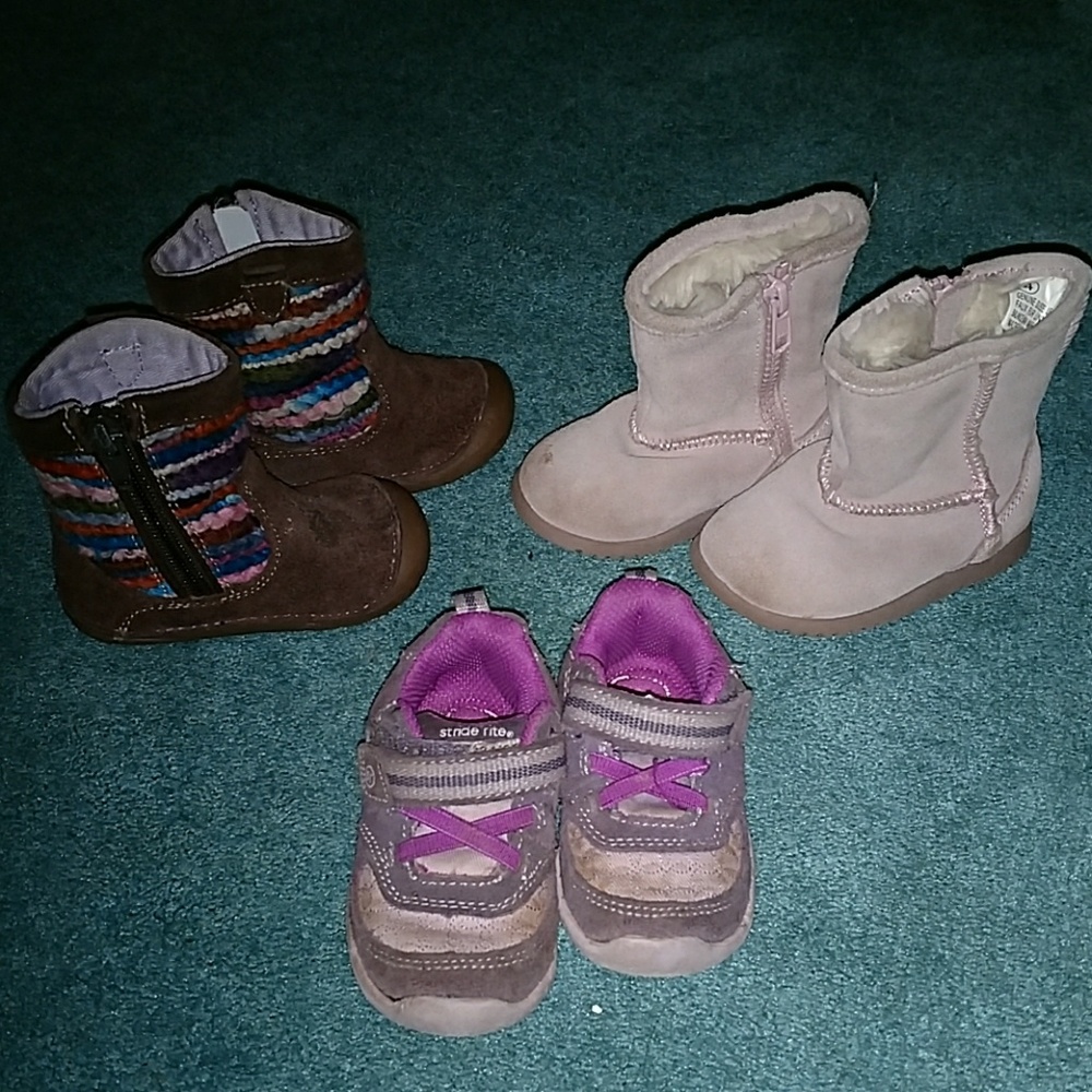 Lot of 3 toddler girl shoes, size 4