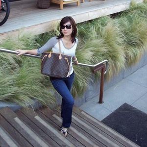 Meet your Posher, Claire