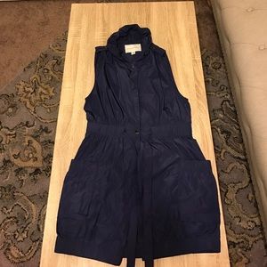 Banana Republic • Rain Vest