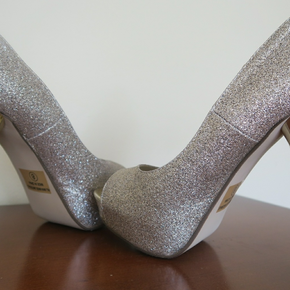Peep toe glitter heels