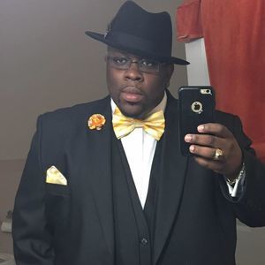 Meet your Posher, Christopher