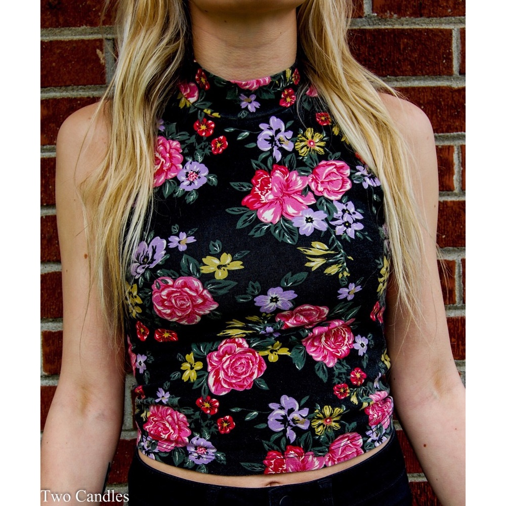 Women's floral sleeveless crop top