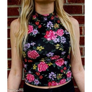Women's floral sleeveless crop top
