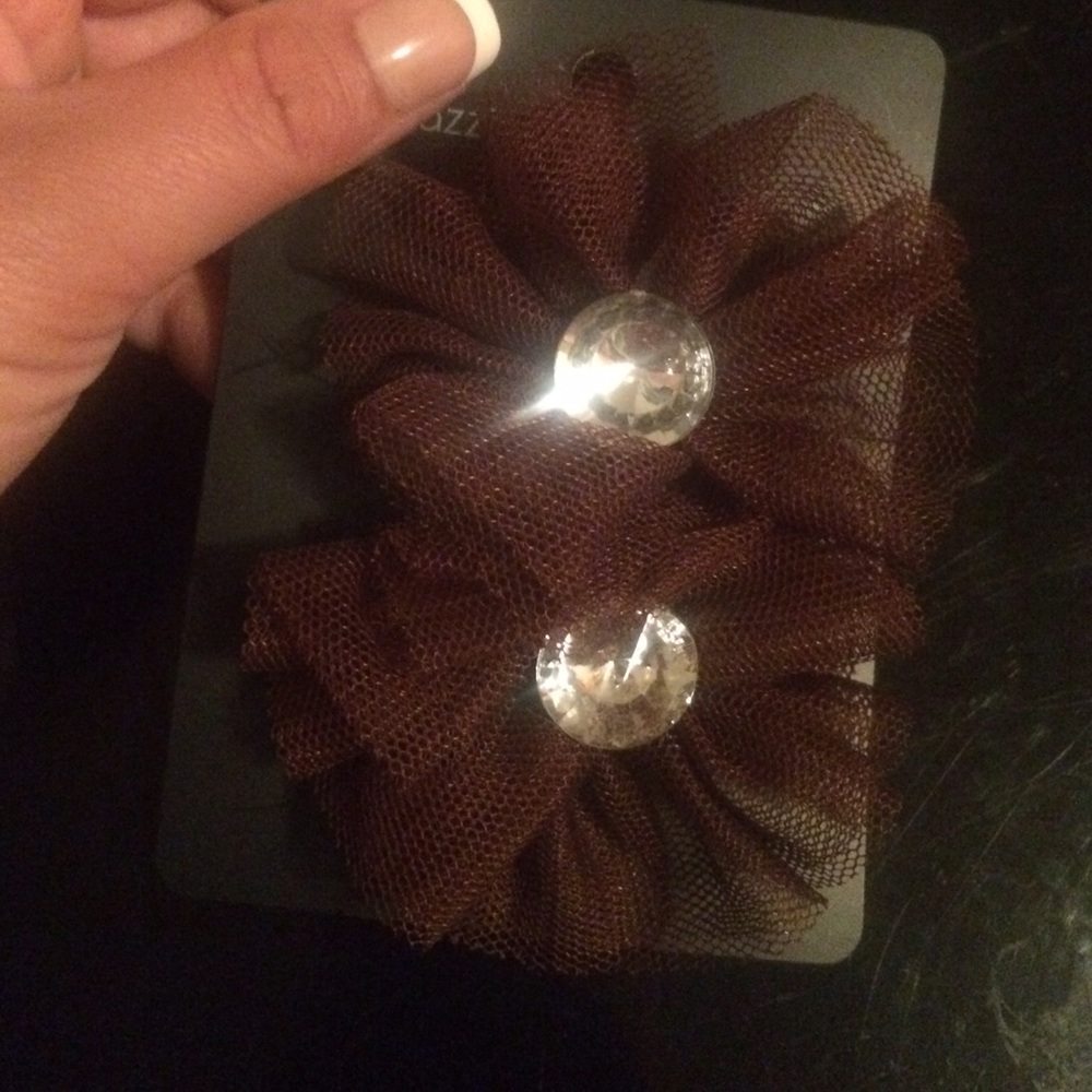(4 for $20) brand new brown hair accessory