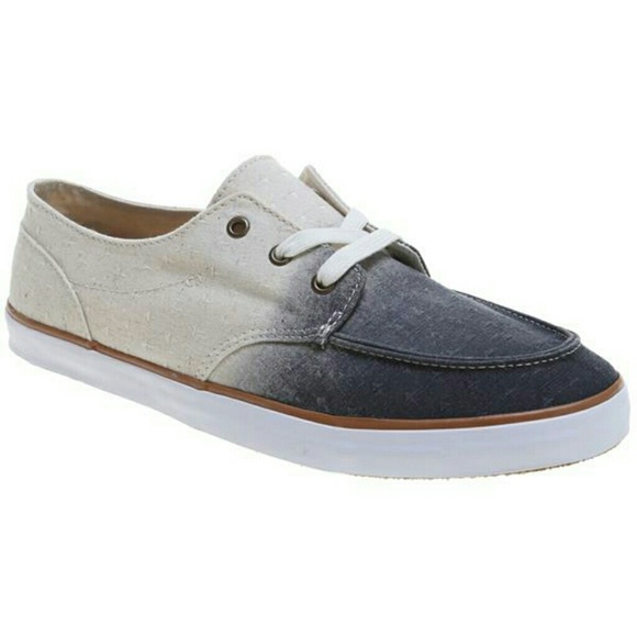 Reef Shoes - NWT Reef brand ombre colored shoes. Size 8.5