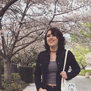 Meet your Posher, Lea