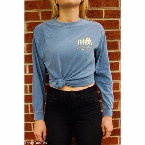 Women's faded blue long sleeve quiet storm crop