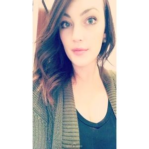 Meet your Posher, Hayle