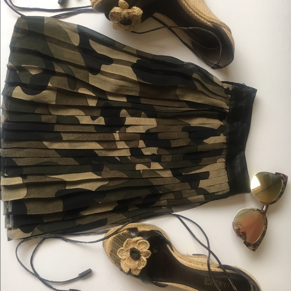 Sans Souci pleated chiffon camo skirt.