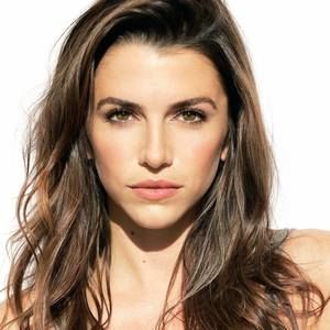 Meet your Posher, Bianca