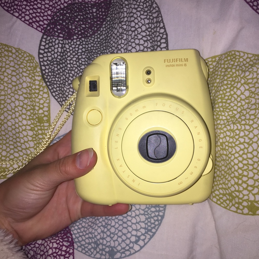 Fujifilm instax mini Polaroid camera