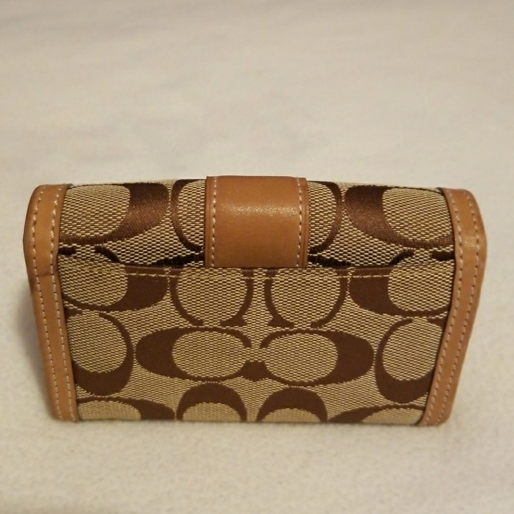 Coach Wallet - Picture 5 of 5