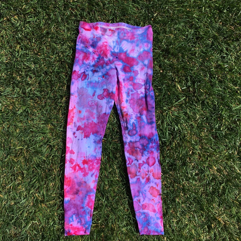 Hand dyed tie dye leggings!