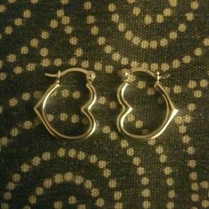 NEW! 925 Cute Heart Shaped Hoops
