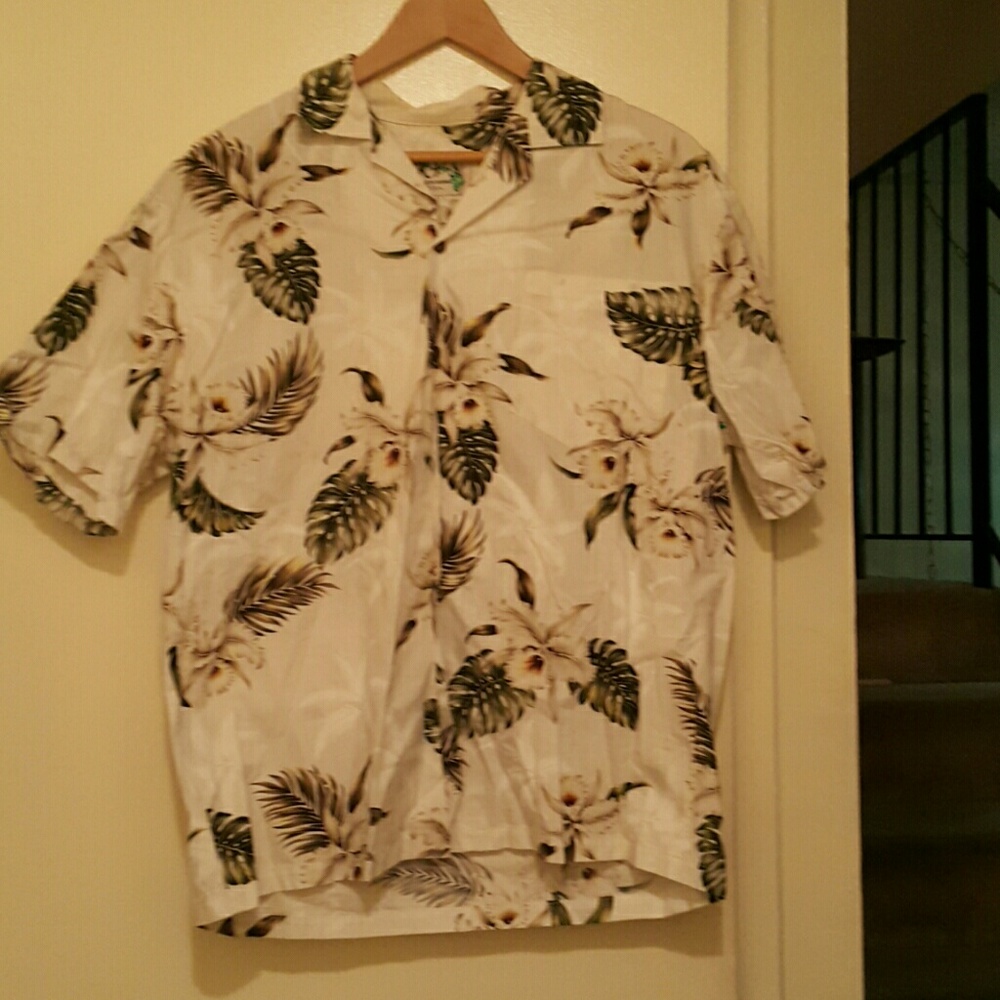 Vintage Mens Hawaiian shirt