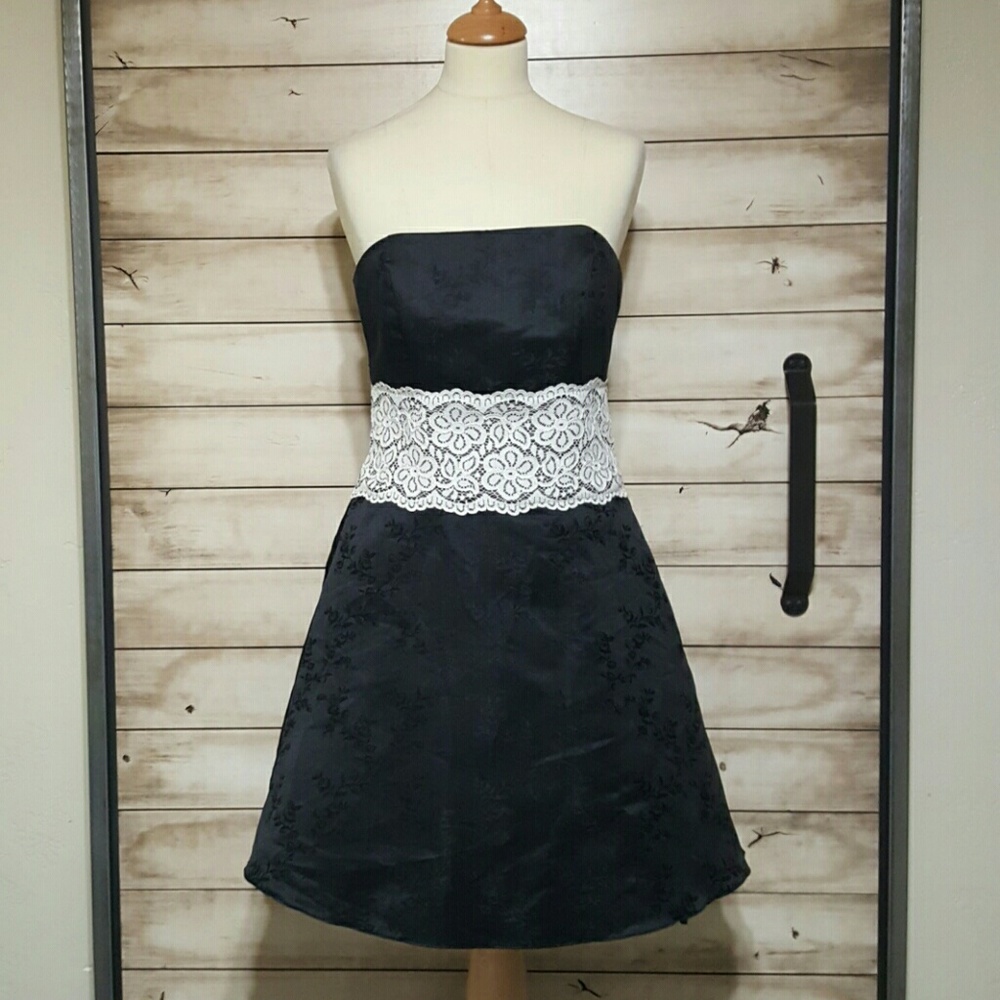 Formal little black dess