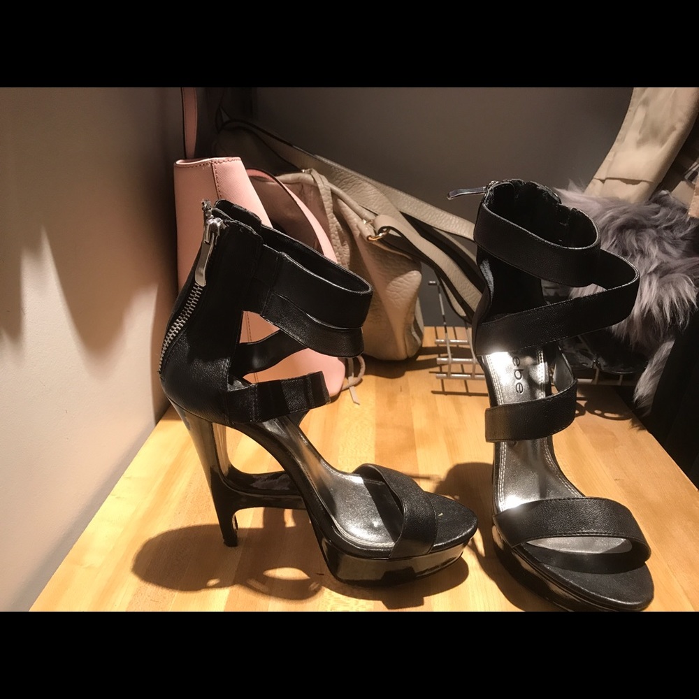 Bebe sexy black heels