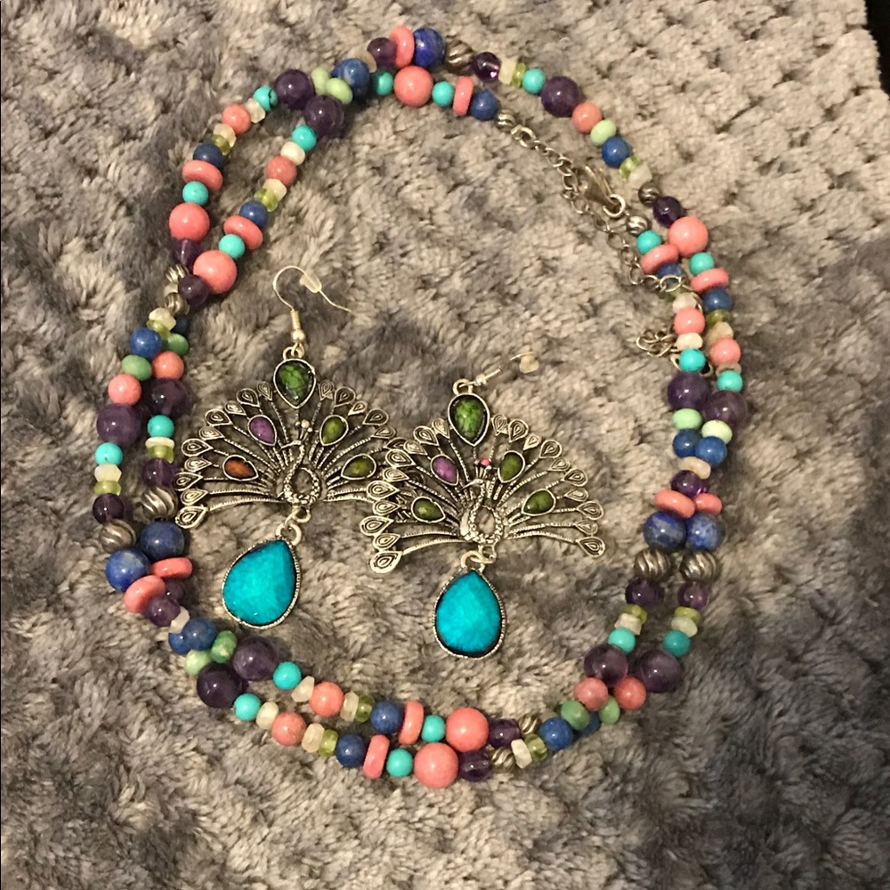 Colorful necklace with peacock earrings