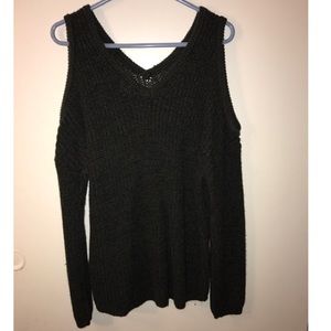 Cotton-On shoulder cut out sweater. Hunter green