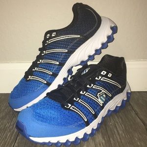 K-Swiss men's running shoe
