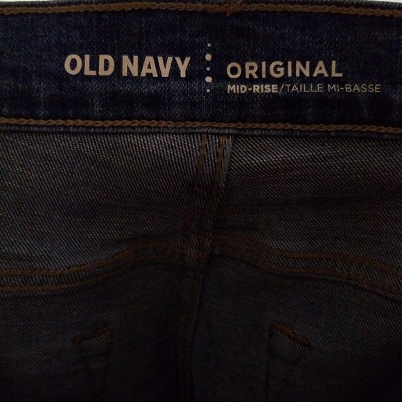 Like new size 4 Old Navy jeans - Picture 3 of 4