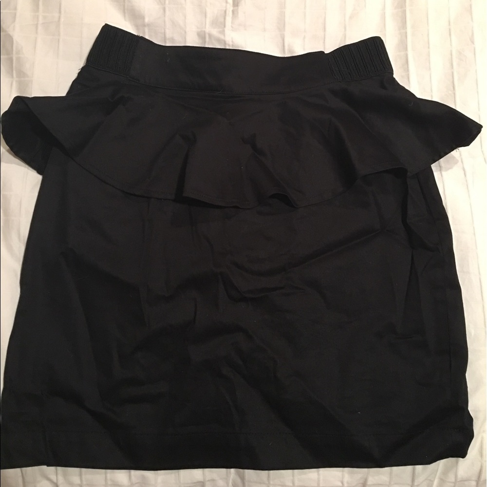 H&M peplum skirt