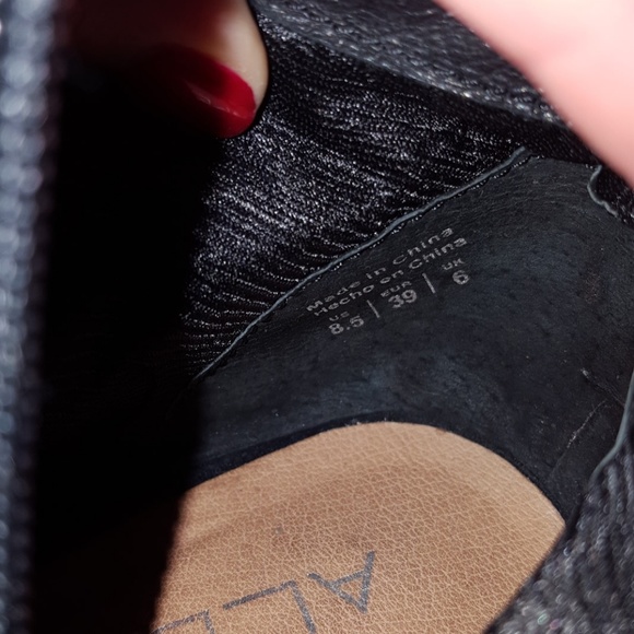 🌟SALE🌟 Aldo black studded booties and/or boots - Picture 3 of 7