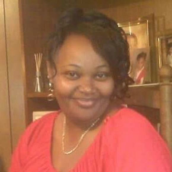 Meet your Posher, Danna - Picture 1 of 1