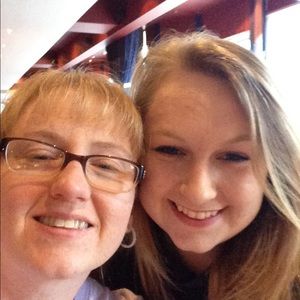 Meet your Posher, Theresa