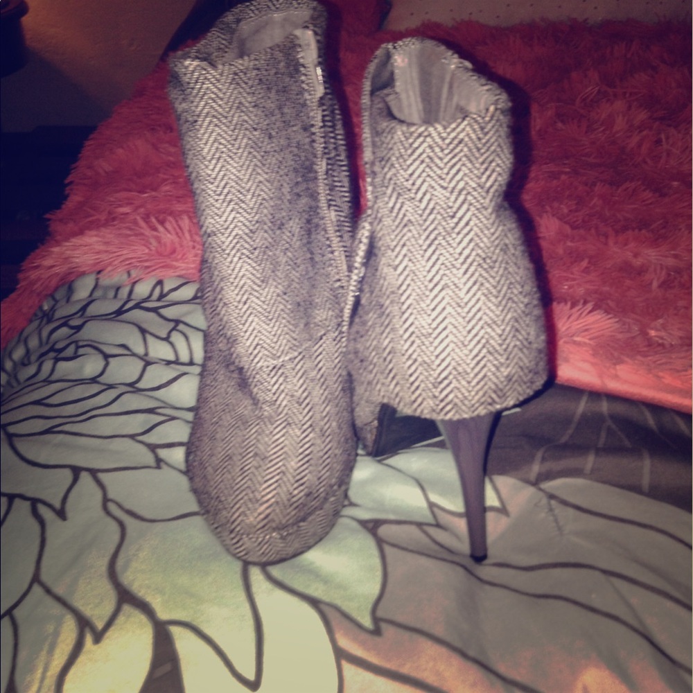 Boot heels