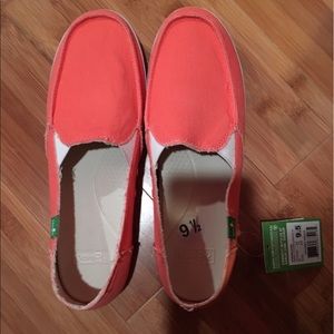 Sanuk Coral shoes