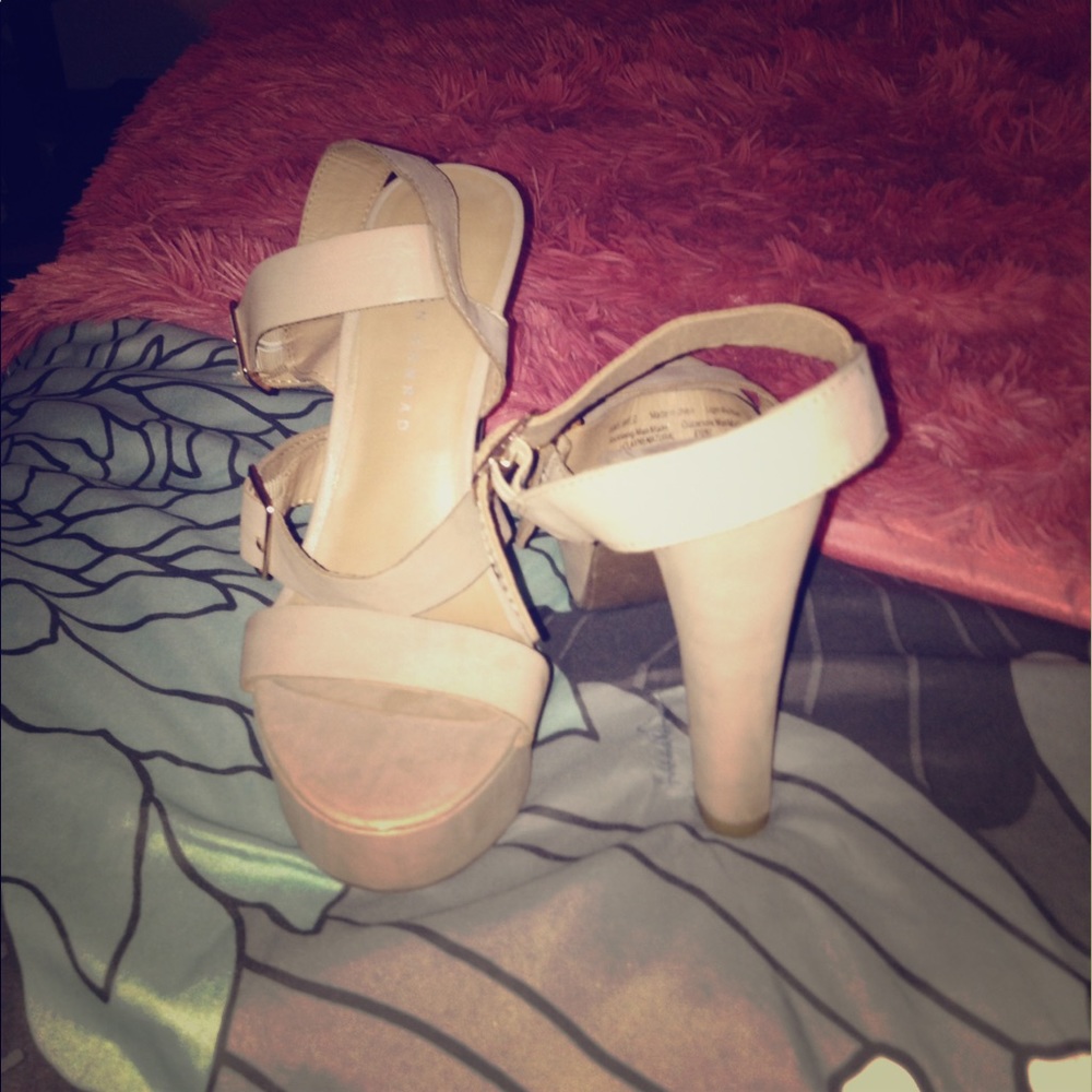 Heels gently used