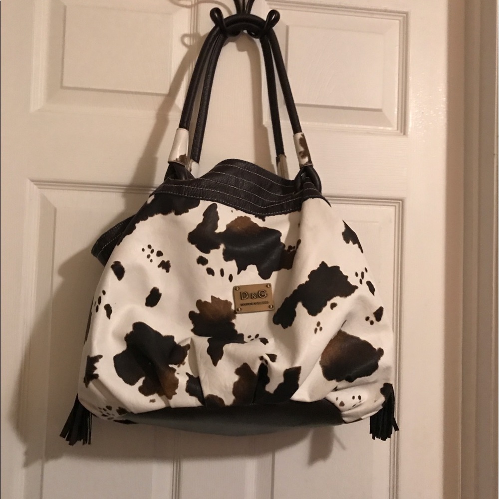 DG like leather exterior bag.