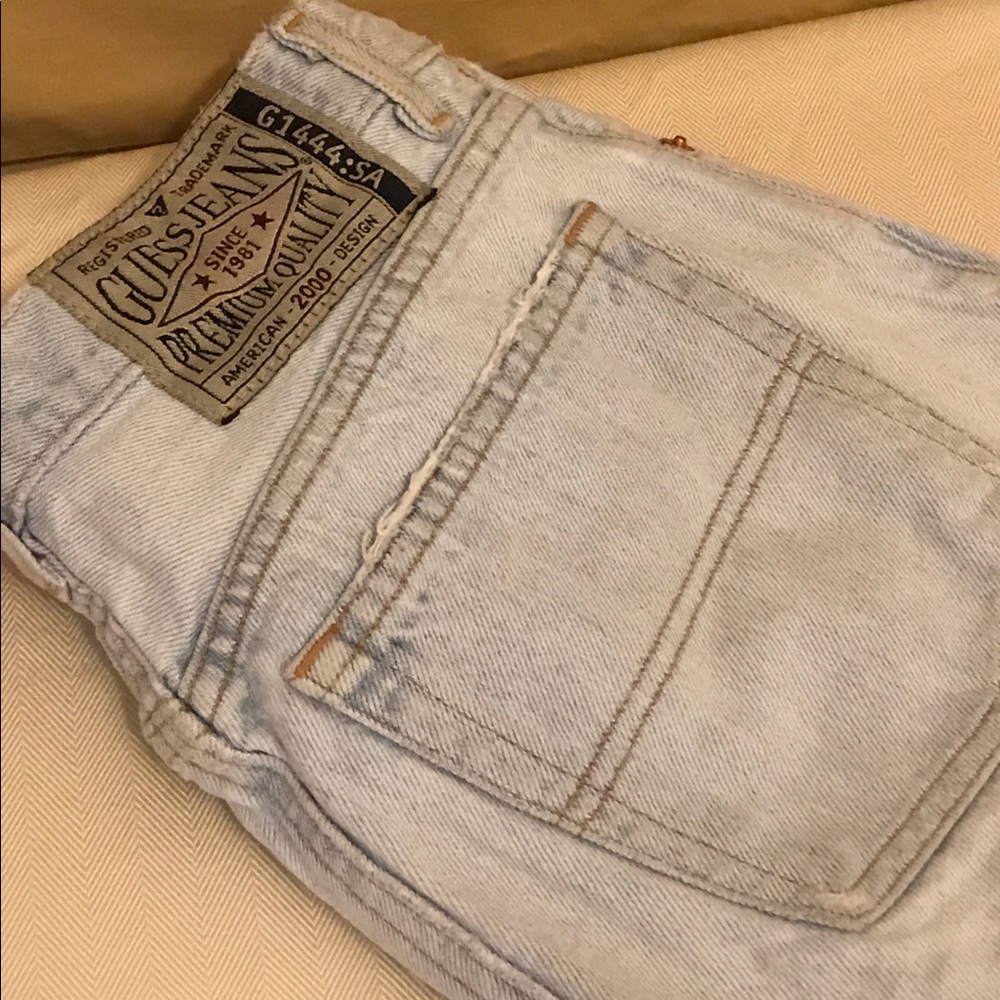 GUESS Light wash denim shorts
