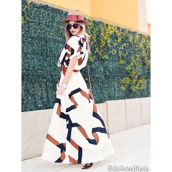 HP 7X 💖Geometric Split Maxi Wrap Dress - Picture 4 of 8