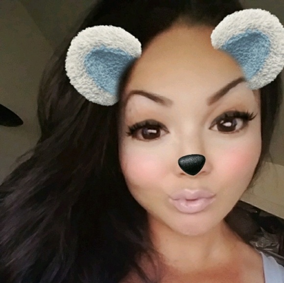 Meet your Posher, Priscilla - Picture 2 of 2