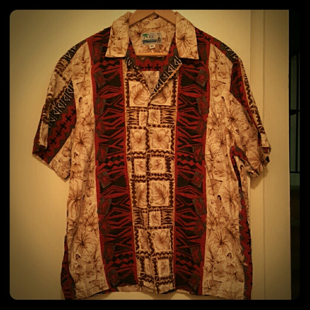 Vintage mens Hawaiian shirt
